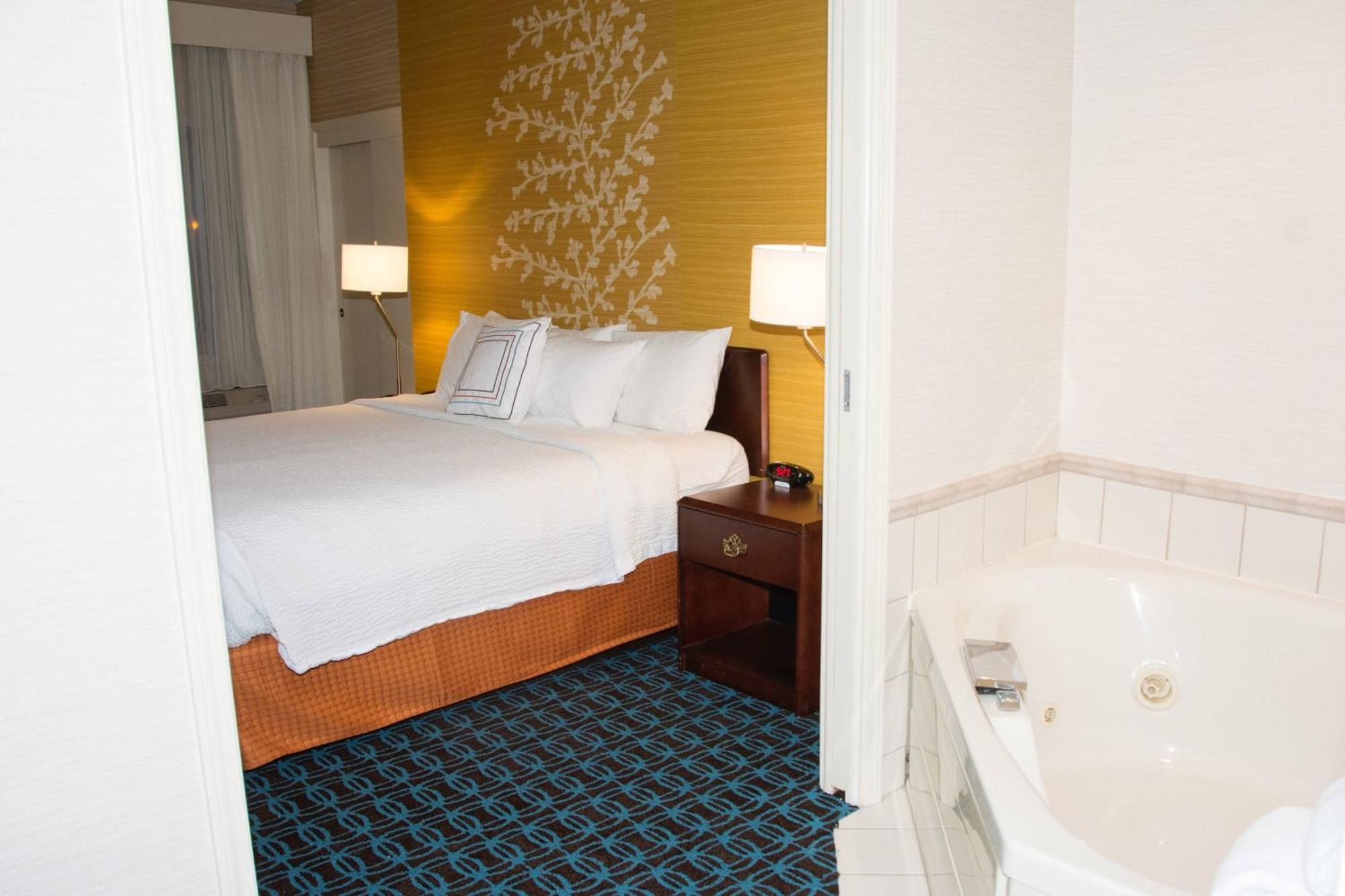 Fairfield Inn & Suites באטלר מראה חיצוני תמונה