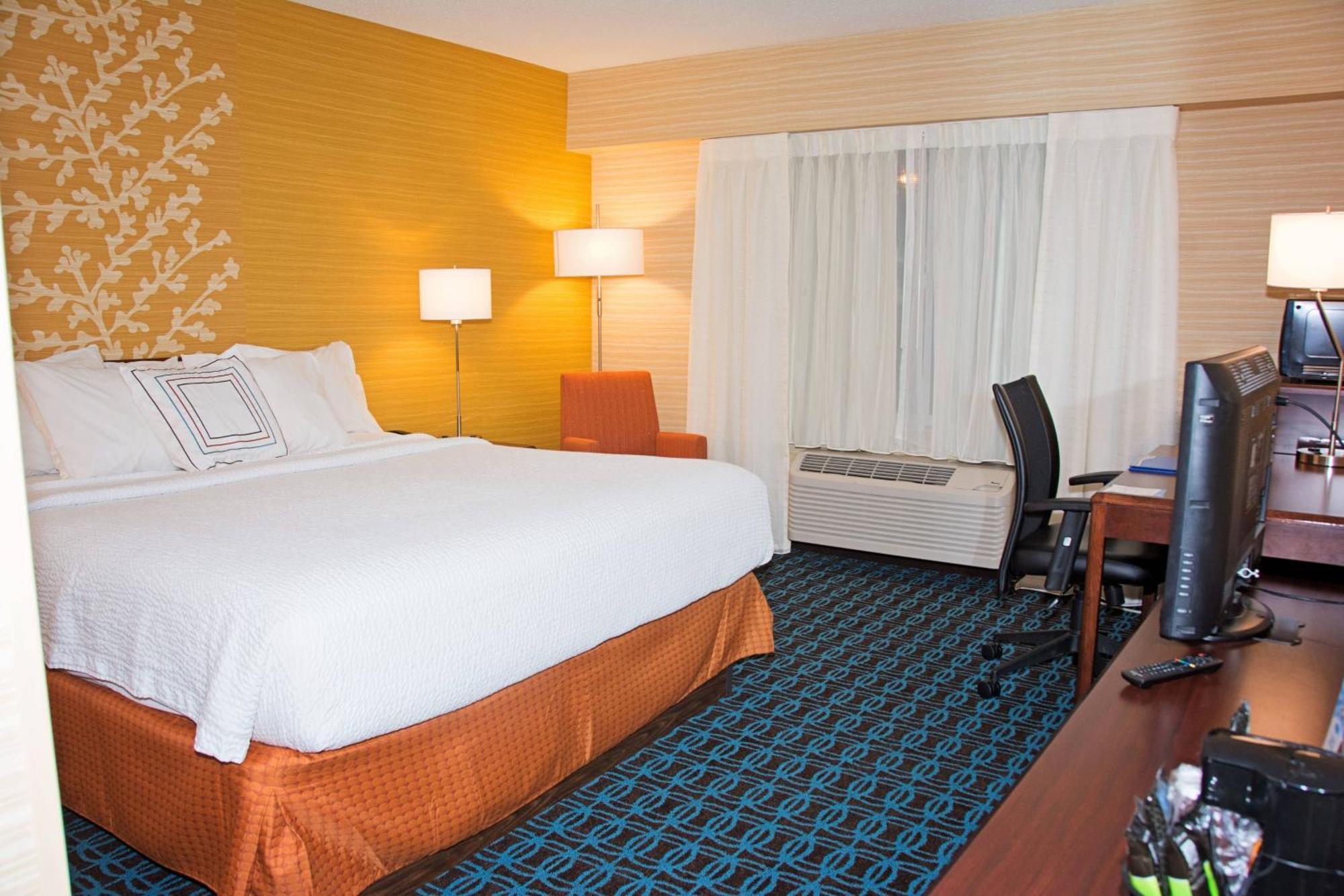 Fairfield Inn & Suites באטלר מראה חיצוני תמונה