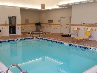 Fairfield Inn & Suites באטלר מראה חיצוני תמונה